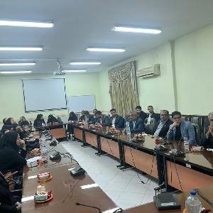 نشست هم اندیشی بین مسیولین محترم دادگستری شهرستان گناوه  با وکلای دادگستری استان